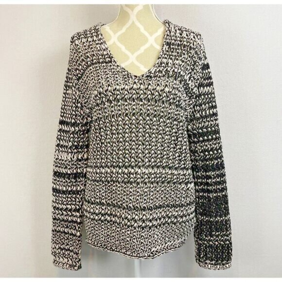 BABATON Aritzia Chunky Open Knit V Neck Sweater Sz M Black White Relaxed Fit - Picture 1 of 10